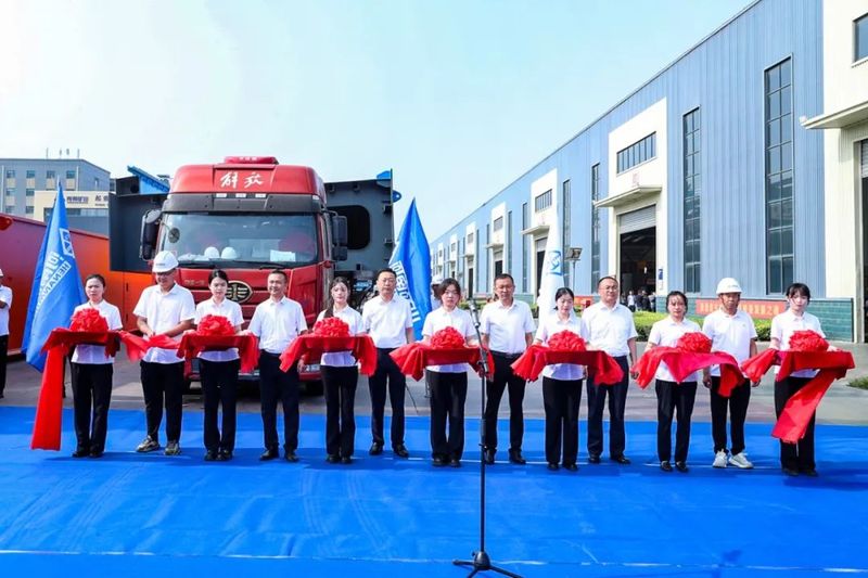 發車！1000t“鋼鐵巨獸”，助力長江中上游大規模碼頭建設